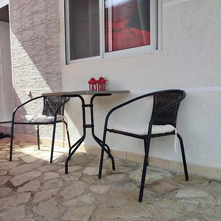 Bed & Breakfast Kos-takis &