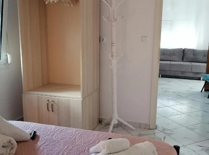 Bed & Breakfast Kos-takis & Himare